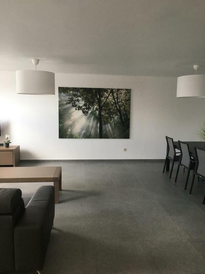 KortenbergCasa Akuta Airport Flatアパートメント エクステリア 写真