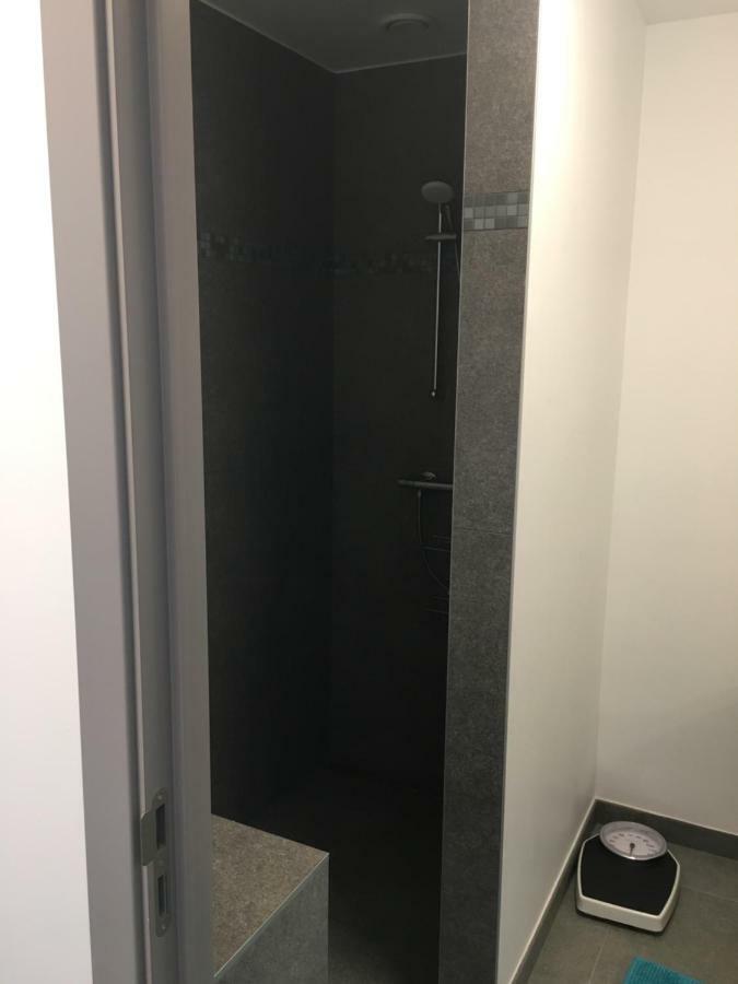KortenbergCasa Akuta Airport Flatアパートメント エクステリア 写真